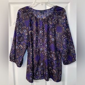 Banana Republic women’s quarter sleeve top. XL. Purple and brown.